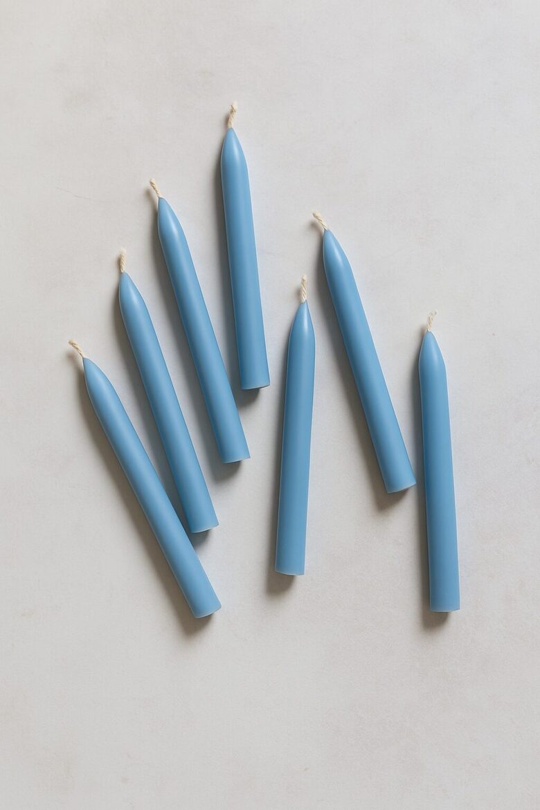 Bišu Vaska Svecītes Kūku un Toršu Dekorēšanai, 8cm, Ice Blue zils